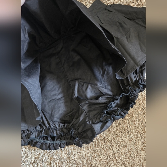 Skort - Picture 2 of 3